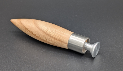 Flaschenöffner aus Eschenholz