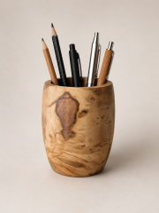 Utensilio aus wild gemasertem Olivenholz